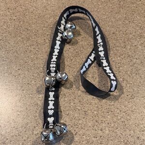Black Dog Bone Jingle Collar with Silver Bells
